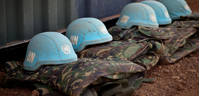 Силовики Казахстана используют миротворческие голубые каски: ООН выразила озабоченность - Фото