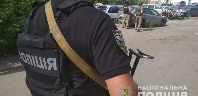 В Полтаве - спецоперация по задержанию автоугонщика: он угрожает гранатой - Фото