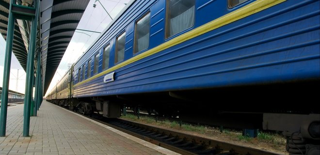 COVID-19. Укрзалізниця возобновила остановку поездов в Луцке и Тернополе - Фото