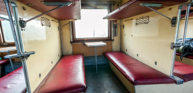 Смерть пассажира в поезде Рахов – Киев. Полиция открыла уголовное дело по статье убийство - Фото