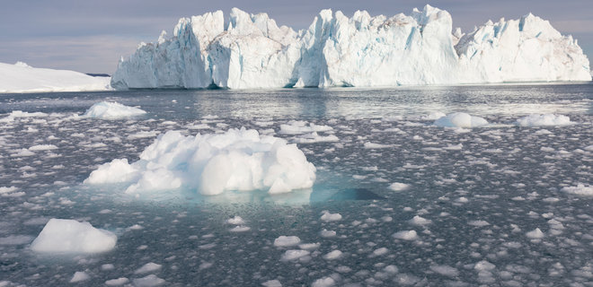 В Гренландии за год растаяло рекордное количество льда: какими могут быть последствия - Фото