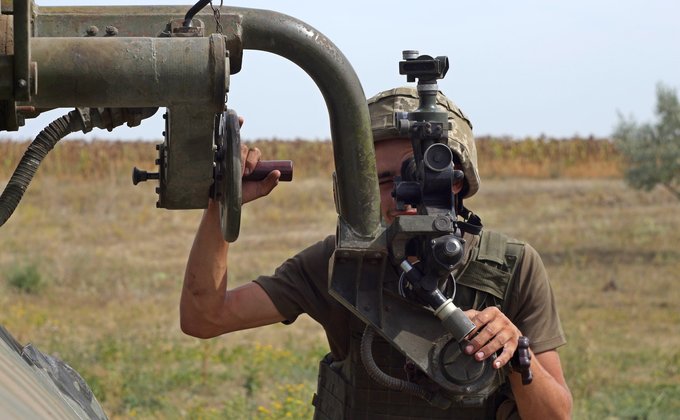 "Погода солнечная, местами "Град". Украинские военные отработали стрельбу из РСЗО – фото