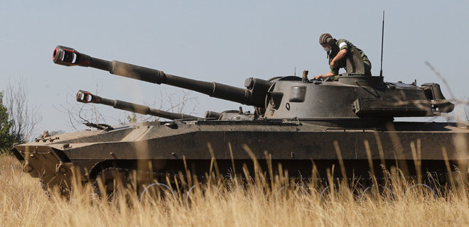 РФ усиливает позиции на Донбассе артиллерией и военными, несмотря на 