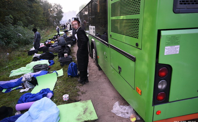 Беларуские журналисты показали, как живут 1200 хасидов на границе с Украиной: фото