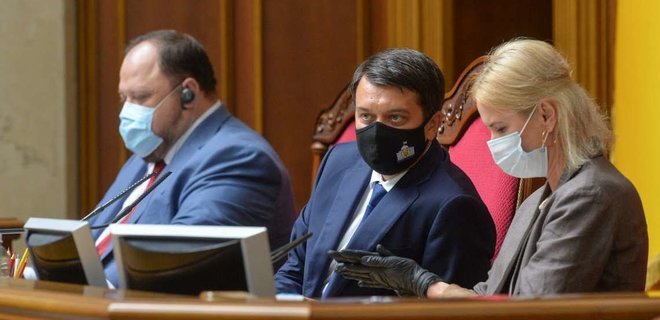 Рада назначила дату выборов мэра Харькова и лишила полномочий двух нардепов - Фото