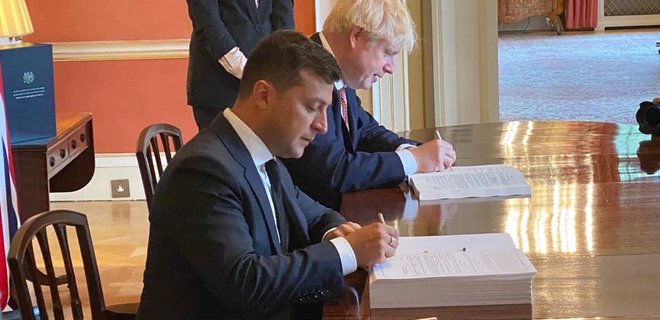 Зеленский и Джонсон подписали договор о политическом сотрудничестве и свободной торговле - Фото