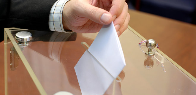 ЦИК обнародовала первые результаты местных выборов в Украине: список избранных мэров - Фото