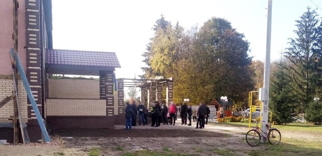 В Сумской области в доме культуры организовали фейковый избирательный участок - Фото