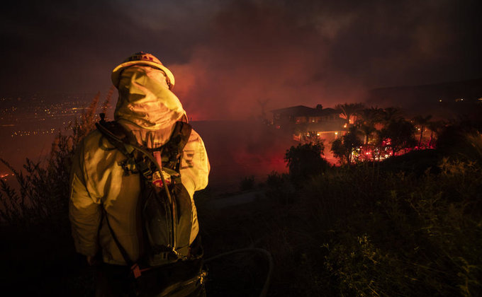 Пожары в США. Калифорния снова горит: эвакуированы более 90 000 человек – фото