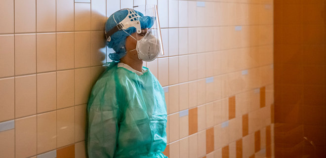 Вспышка коронавируса на западе. В Украине впервые открывают временный госпиталь - Фото