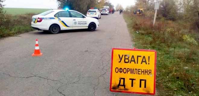 В Херсонской области перевернулся автобус: есть погибшие и пострадавшие – видео - Фото