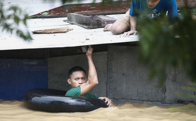Сильнейший тайфун на Филиппинах: десятки тысяч затопленных домов и ветер до 160 км/час