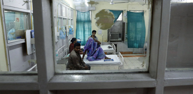 В Индии неизвестная болезнь подкосила уже более 300 человек, но врачи не паникуют - Фото