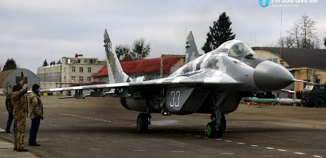 Словакия отправит Украине 13 истребителей МиГ-29 и ЗРК 