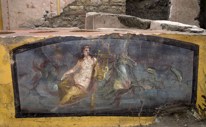 Уникальная античная лавка "фаст-фуда" сохранилась в Помпеях после извержения Везувия: фото