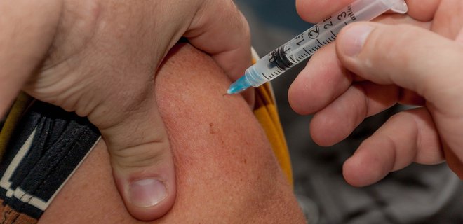 В Германии опасаются срыва вакцинации от коронавируса из-за иностранных спецслужб - Фото