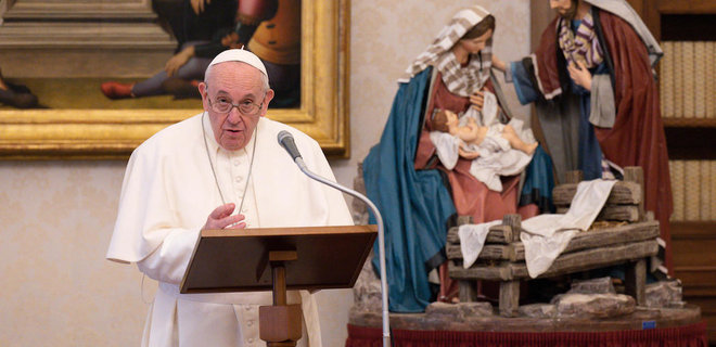 Папа римский расширил права женщин в католической церкви - Фото