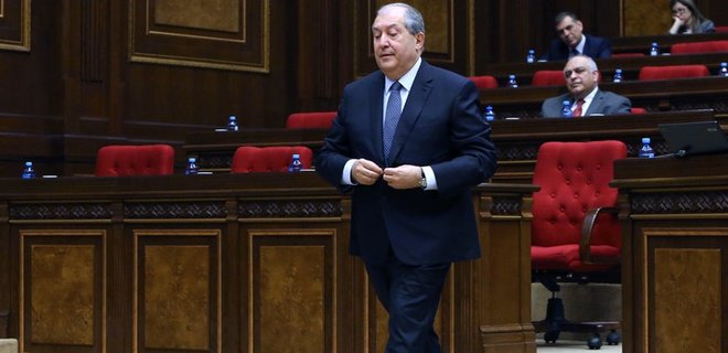 Президент Вірменії заявив, що йде у відставку - Фото