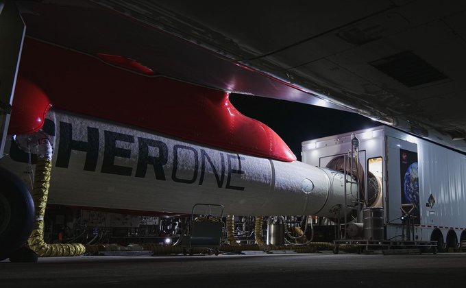 Есть новый космо-миллиардер. Запущенная с Boeing-747 ракета достигла орбиты – видео и фото