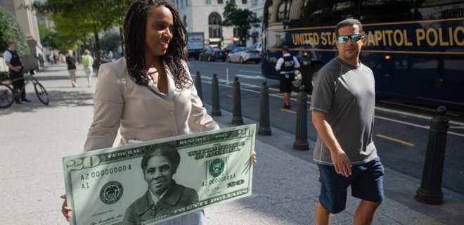 Байден хочет поместить на купюру в $20 портрет афроамериканской аболиционистки: фото - Фото