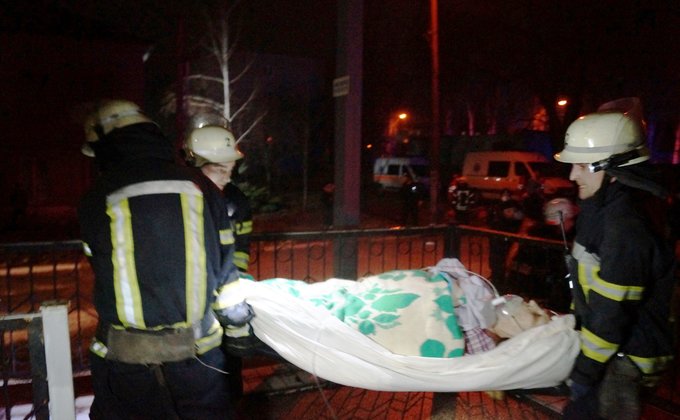 В Запорожье произошел пожар в инфекционной больнице: есть погибшие – фото, видео