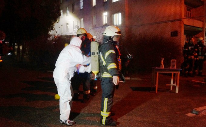 В Запорожье произошел пожар в инфекционной больнице: есть погибшие – фото, видео