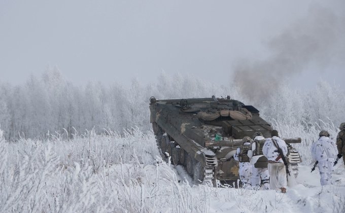Танковый полигон, снег, мороз. "Эдельвейсы" провели учения с лазертагом под Коломыей: фото