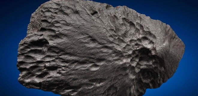 Аукцион в Нью-Йорке. На торги выставят редкие метеориты, один возрастом 7,5 млрд лет: фото - Фото