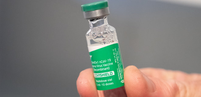 Вакцина CoviShield не захистила від хвороби 19% щеплених медиків в одній із лікарень Індії - Фото
