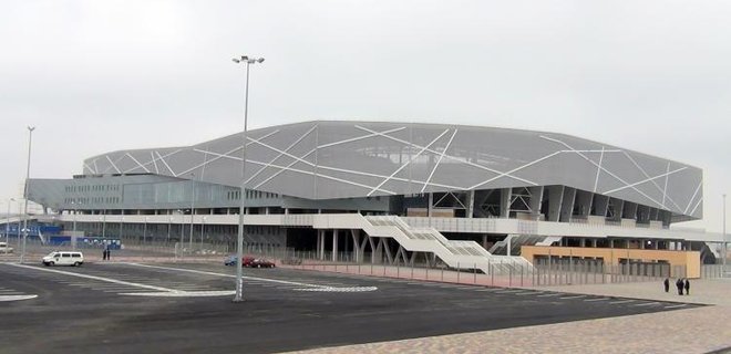 Львовский облсовет просит Кабмин назвать стадион Арена-Львов именем Бандеры - Фото