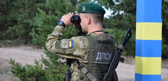 Пограничники опровергают заявление Беларуси о нарушении границы украинским вертолетом - Фото
