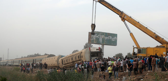 В Египте снова авария на железной дороге: погибли 11 человек, до 100 пострадавших – фото - Фото