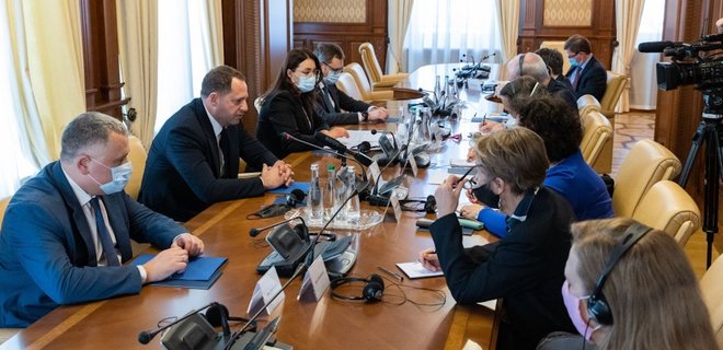 Ермак призвал G7 усилить давление на Россию и пригласил участвовать в обновлении КСУ - Фото