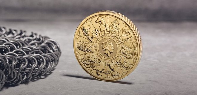 В Британии изготовили гигантскую 10-килограммовую золотую монету: фото, видео - Фото