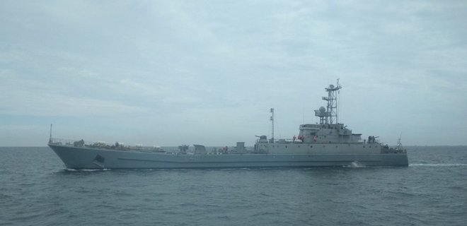 Морские десантники в Черном море отработали ведение морского боя и высадку на берег: фото - Фото