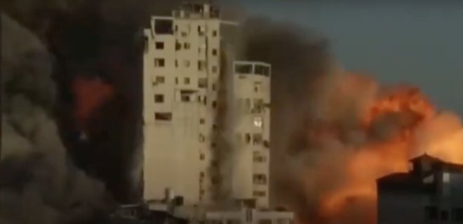 Израиль разрушил еще одно из самых высоких зданий в Газе: видео - Фото