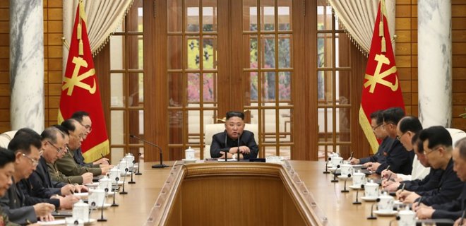 Ким Чен Ын впервые за месяц появился на публике – СМИ КНДР - Фото