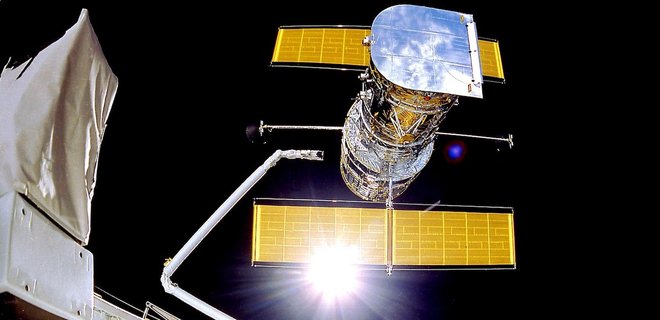 NASA вдалося перезапустити легендарний телескоп Hubble - Фото