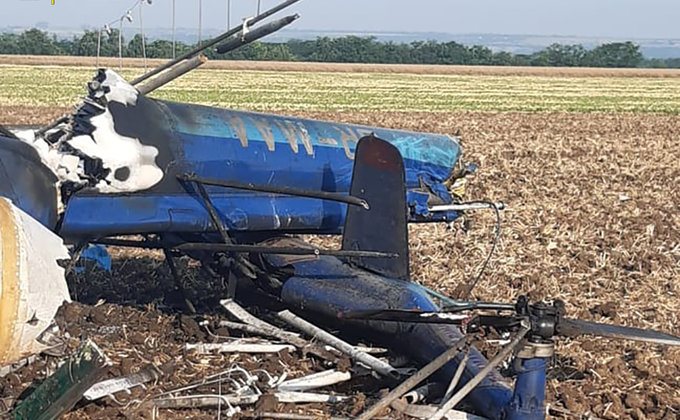 Под Николаевом разбился вертолет: погибли два человека – фото с места авиакатастрофы