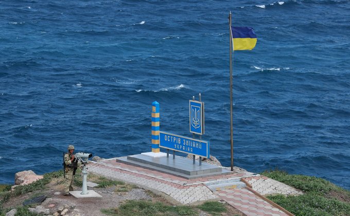 Після статті Путіна. Військове керівництво України перевірило острів Зміїний – фото