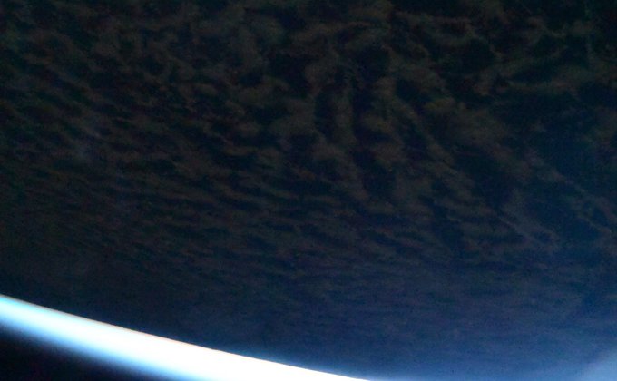 Разрушение российского Прогресса с модулем Пирс в атмосфере: фото с космической станции