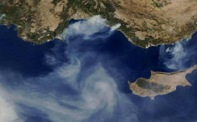Горят турецкие курорты. Спутниковые снимки масштабных лесных пожаров: фото с высоты 770 км