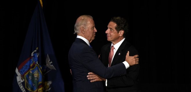 Губернатор Нью-Йорка попал в секс-скандал. Байден призвал его уйти в отставку - Фото