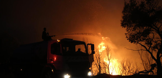 Россия обстреляла Павлоград, в городе сильные взрывы и пожар - Фото