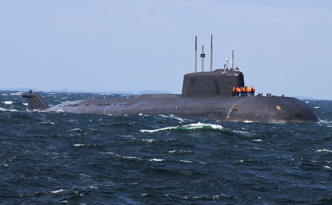 Кораблі флоту РФ проходили через протоку в Данії. Один з атомних підводних човнів зламався – фото