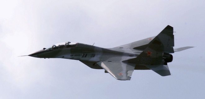 У Росії розбився винищувач МіГ-29, льотчик загинув - Фото