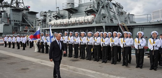 Испания не пустила российские военные корабли в свой порт – El Confidencial - Фото