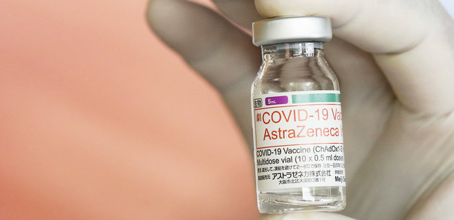 Ефективність вакцини Pfizer може знижуватися швидше, ніж AstraZeneca: оксфордські вчені - Фото