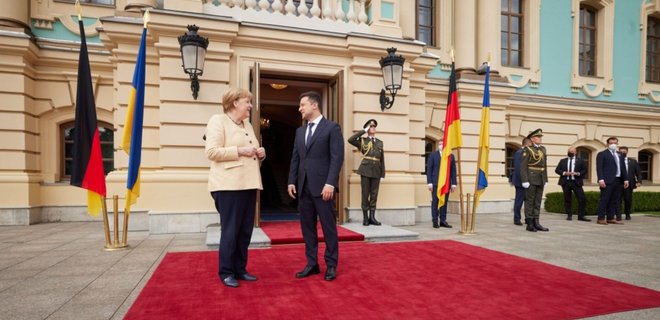 Зеленский и Меркель дали пресс-конференцию после разговора тет-а-тет: что обсуждали - Фото