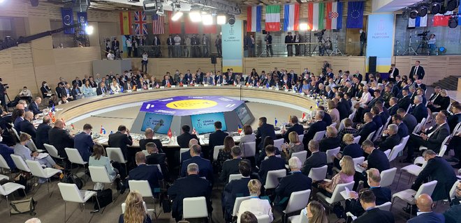 На саммите Крымской платформы принята совместная декларация 46 стран: полный текст - Фото
